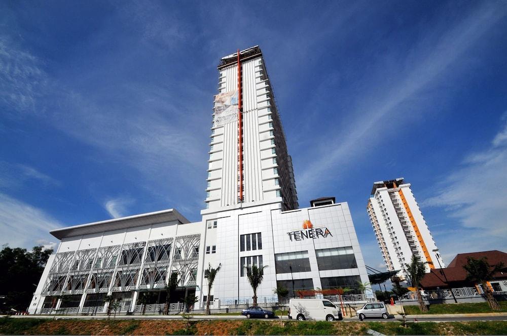 Tenera Hotel Bangi Exteriér fotografie Tenaga Nasional Berhad Headquarters